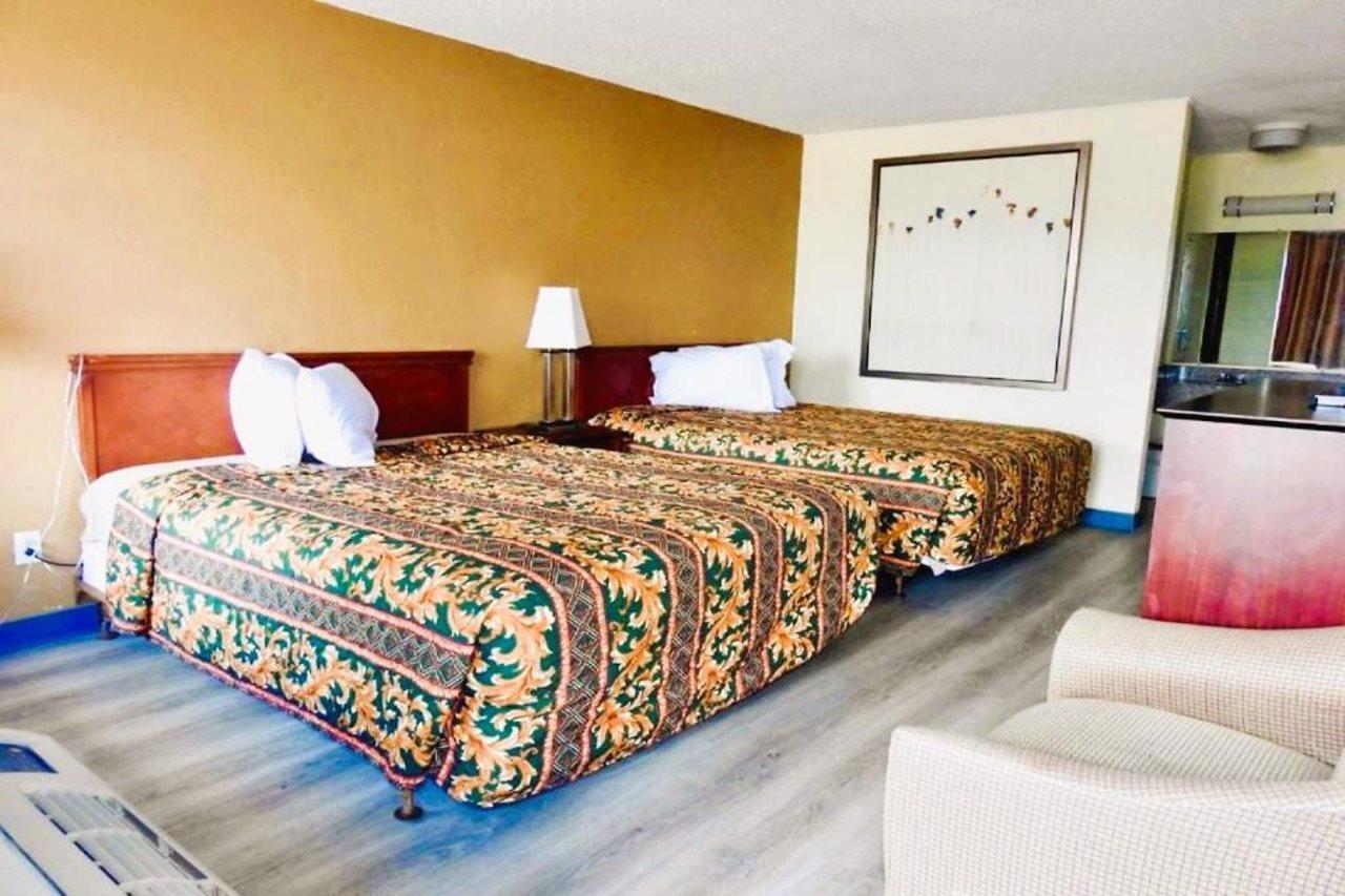 Holiday Lodge Virginia Pearisburg المظهر الخارجي الصورة