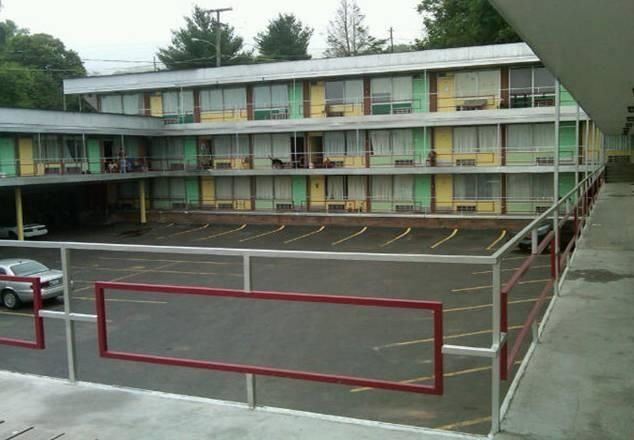 Holiday Lodge Virginia Pearisburg المظهر الخارجي الصورة