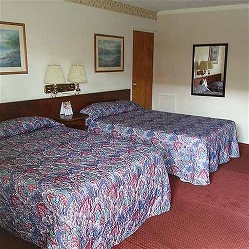 Holiday Lodge Virginia Pearisburg المظهر الخارجي الصورة